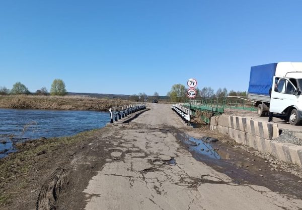 Еще один низководный мост освободился от воды в Сергачском округе