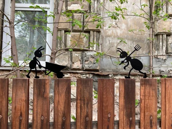 Арт-объект с муравьями появился в Студеном квартале