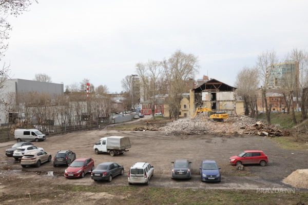 Дома сносят около Нижегородской ярмарки для строительства конгресс-холла