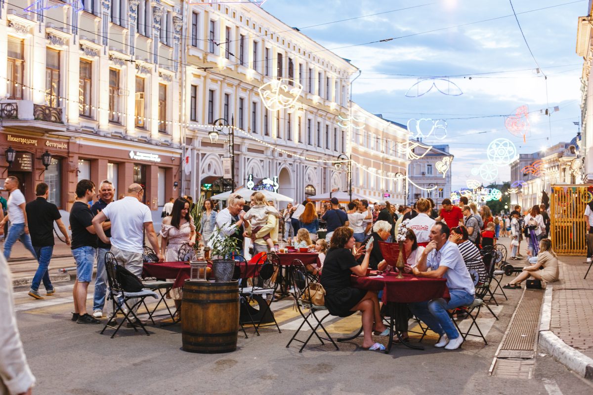 1 июня в Нижнем Новгороде стартует третий сезон гастрономического фестиваля  «Гастрономическая Рождественская» | Нижегородская правда