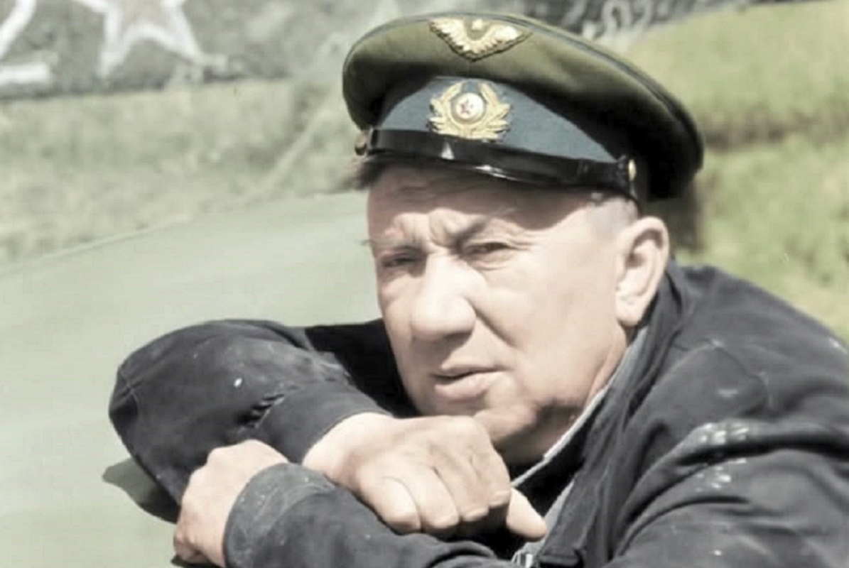 кадр из к/ф «В бой идут одни «старики», 1973г., реж. Леонид Быков