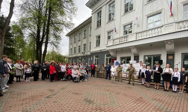 В преддверии Дня Победы автозаводцы отправили гуманитарный груз в зону СВО