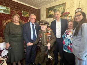 Ветеран ВОВ Александр Самарин из Дзержинска отметил 104-летие