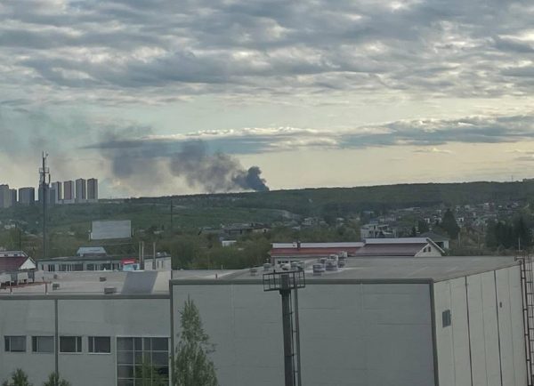 Пожар возник в поселке Луч в Нижнем Новгороде