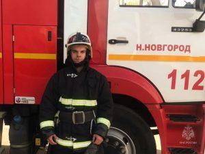 Нижегородский пожарный помог соседям отстоять дома от&nbsp;огня
