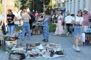 Где в Нижнем Новгороде можно сдать старую одежду, батарейки и бумагу: интерактивная карта