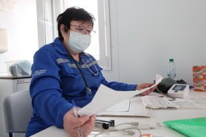 Может привести к инсульту: чем опасна гипертония и как ее избежать