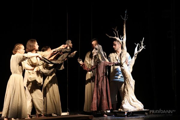В Нижегородском театре кукол состоялась премьера спектакля «Изергиль»