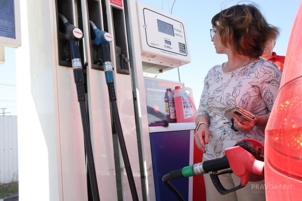 Снова поползли? Цены на бензин в Нижегородской области выросли на 3,2%