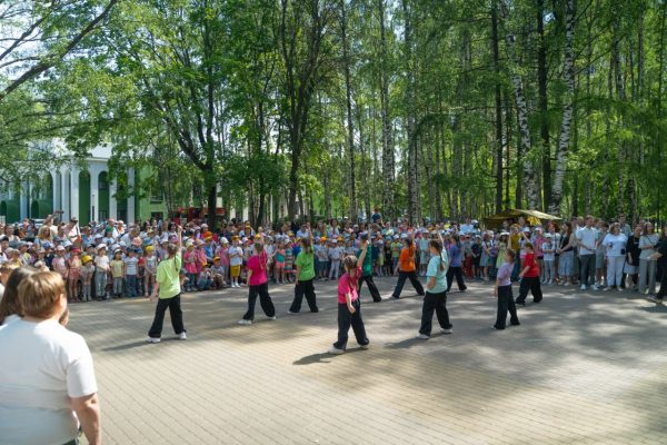 Более 200 человек приняли участие в спартакиаде для семей участников специальной военной операции