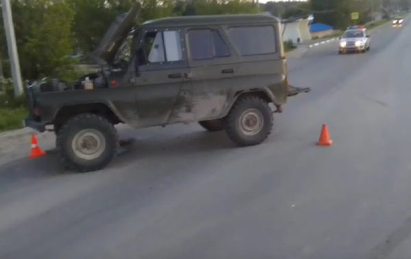 УАЗ и мотоцикл столкнулись в Уренском районе