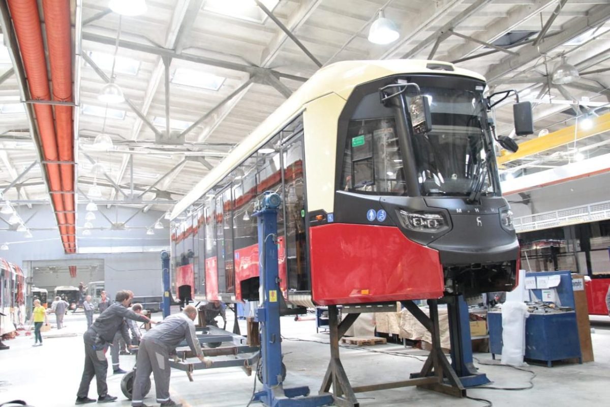 Более 200 новых трамваев и электробусов «МиНиН» получит Нижний Новгород