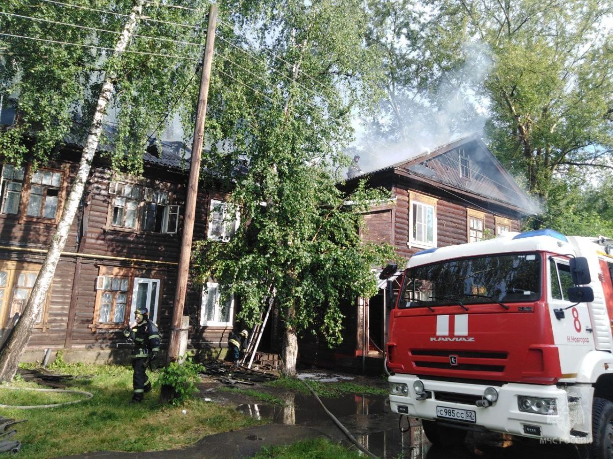 Короткое замыкание привело к пожару на улице Усиевича в Нижнем Новгороде