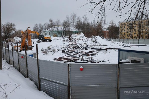 В нижегородском минстрое объяснили, почему пустуют площадки на месте кинотеатров