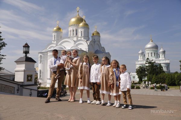Опубликованы фото победителей конкурса «Большая семья — опора России»