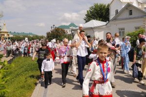 Награждение победителей конкурса «Большая семья — опора России» в Дивееве