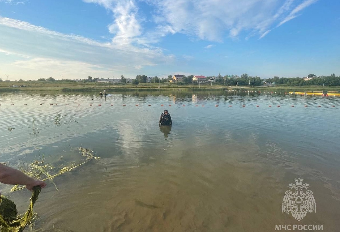 Мужчина утонул в Юрасовском озере на Бору