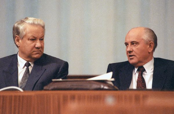 По чьей вине мир приблизился к новой мировой войне? Как Горбачев и Ельцин помогли расширению НАТО 