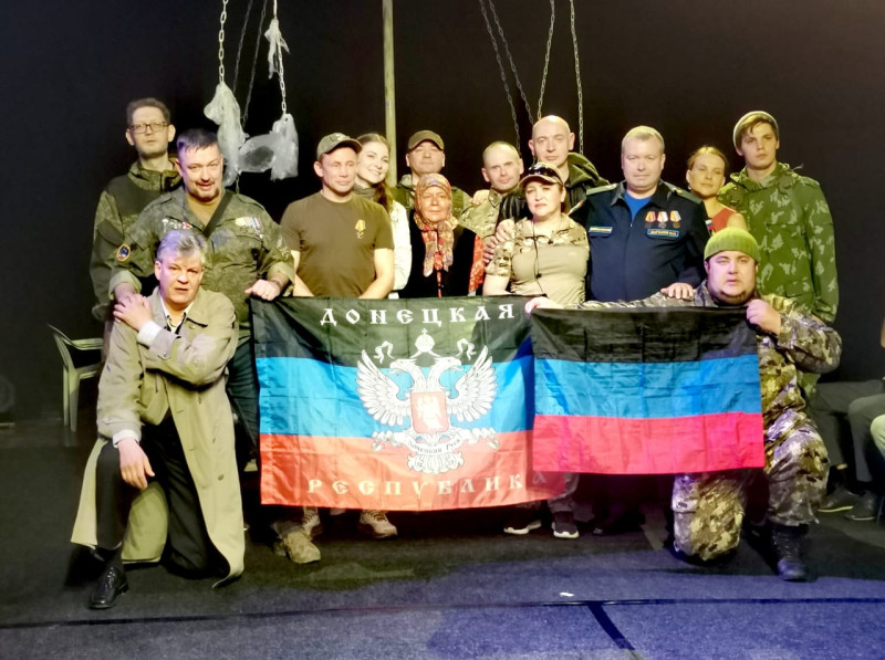 Карим Ибрагимов организовал поход в театр для 50 нижегородских активистов