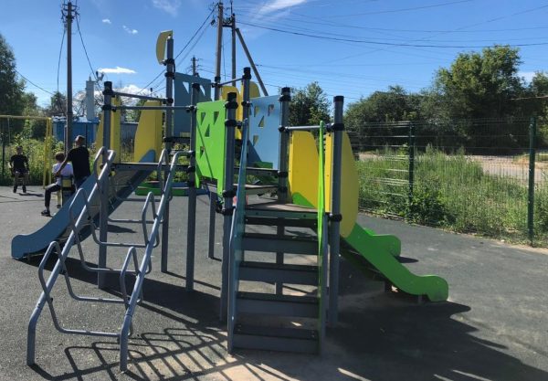 Новая детская площадка появилась в Кстовском округе при поддержке ЛУКОЙЛа