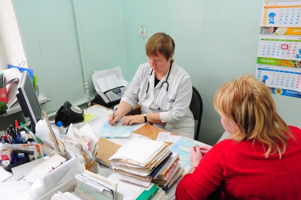 Нижегородцы столкнулись с проблемами при получении льготных лекарств в больницах
