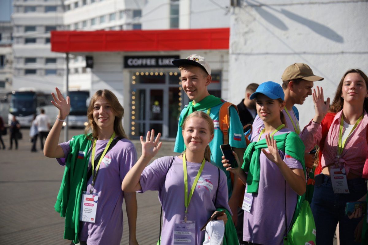 Около 150 школьников со всей страны знакомятся с Нижним Новгородом в рамках программы «Больше чем путешествие»