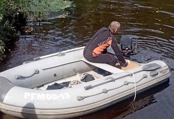 Тело 47-летнего рыбака достали водолазы из воды в Борском районе