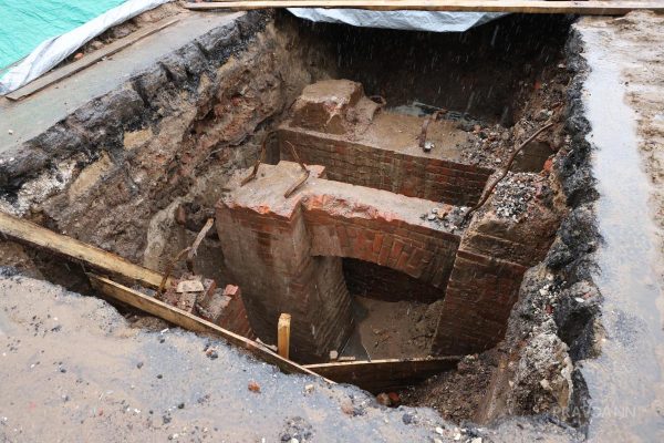 Генподрядчик привлек субподрядчика для воссоздания Триумфальной арки