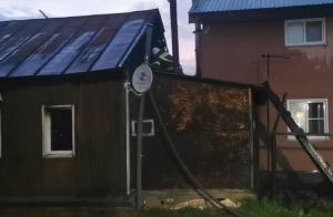 Два человека получили ожоги при пожаре в рабочем поселке Выездное&nbsp;