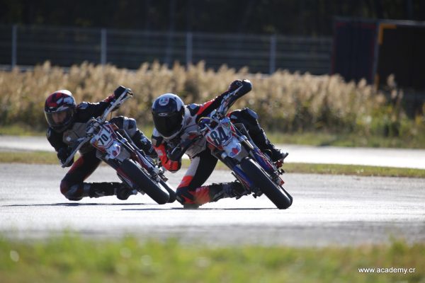 Четыре победы завоевали юные мотоциклисты на Чемпионате России по Supermoto