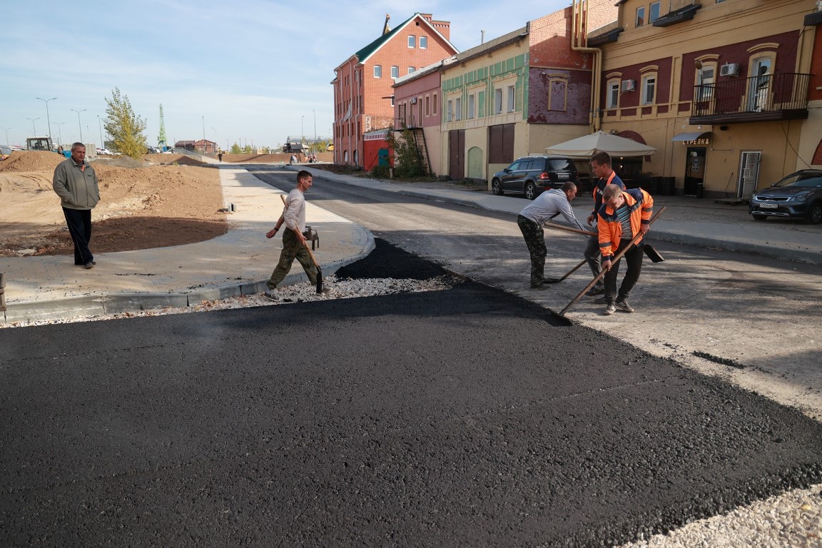 С опережением строят дорогу, соединяющую улицы Стрелку и Совнаркомовскую