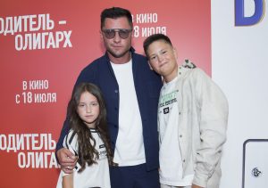 Родительская доля: как знаменитости делят друг с другом детей