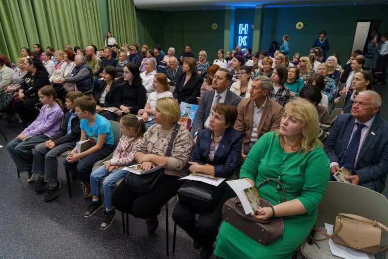 Презентация сборника новелл «Наследие СВОих» прошла в Доме народного единства