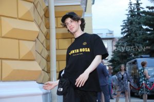 Нижегородский актёр Марк Эйдельштейн попал на обложку «Москвички»