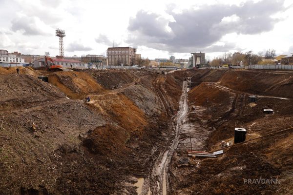 Стало известно, как идут работы по созданию террасного парка в Почаинском овраге