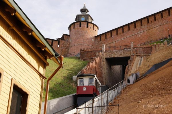 Более 78,7 тысячи человек прокатились на фуникулере в Нижегородском кремле