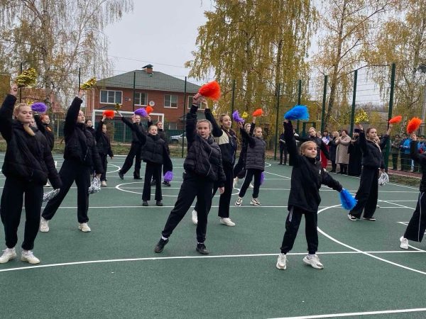 В Кстове благодаря проекту «Вам решать!» у школы №1 появилась новая универсальная спортплощадка