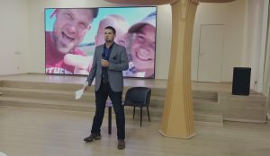 «У детей будут правильные ценности»: иностранные блогеры рассказали, почему переехали в Россию