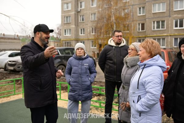 В Дзержинске благоустроено 60 дворов по программе ФКГС