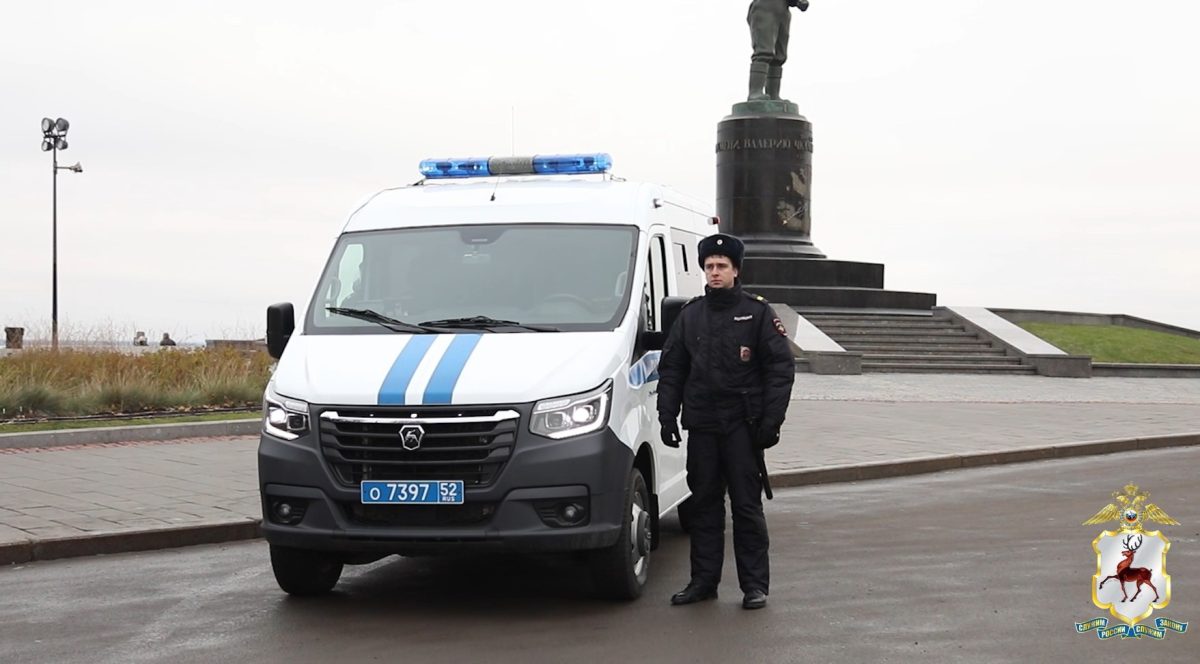 Нижегородские полицейские получили ключи от экспериментального автомобиля