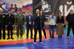 Владимир Поддымников-Гордеев принял участие в открытии турнира по&nbsp;самбо