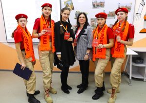 Участники проекта «Уроки с путешествием» проводят открытые уроки в своих школах