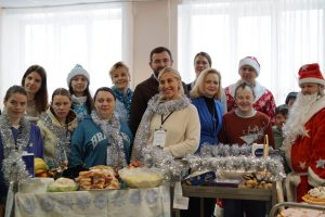 Праздник «Тележка радости» провели волонтеры в Автозаводском психоневрологическом интернате