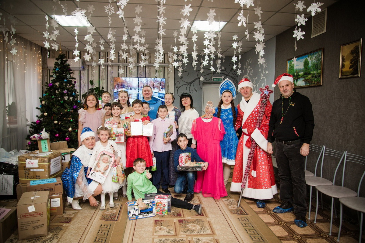 Дети из ЛНР и ДНР получили новогодние подарки из Нижнего Новгорода