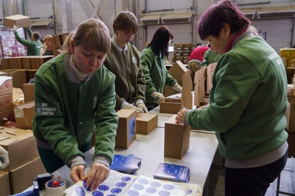 Новогодние подарки от Нижегородской области получают&nbsp;нижегородские участники СВО и их сослуживцы из других регионов
