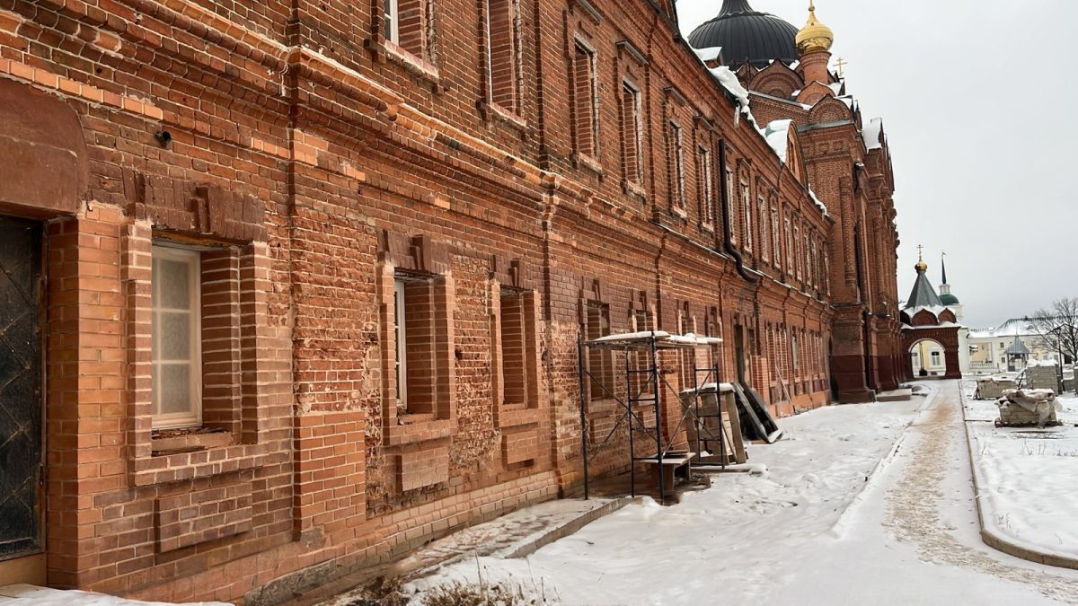 В Саровском монастыре по поручению Михаила Мишустина ведется реставрация южного келейного корпуса