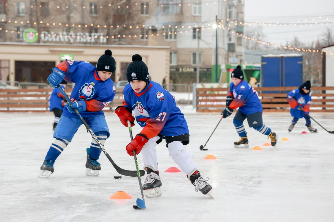 Ледовая площадка «Каток на Заречной» открылась для катания в Нижнем Новгороде