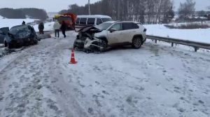 Автомобилист погиб в лобовом ДТП в Богородском округе