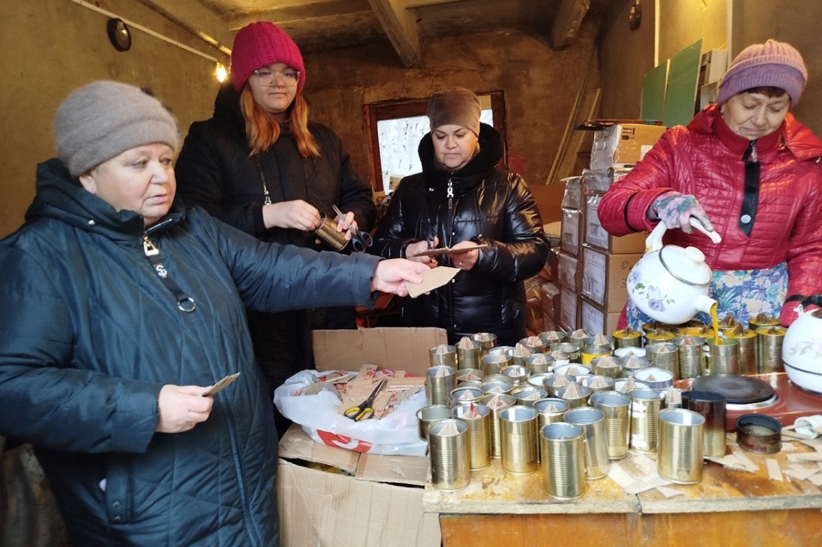 Жители Большого Болдина отправили бойцам СВО подарки на Новый год и Рождество