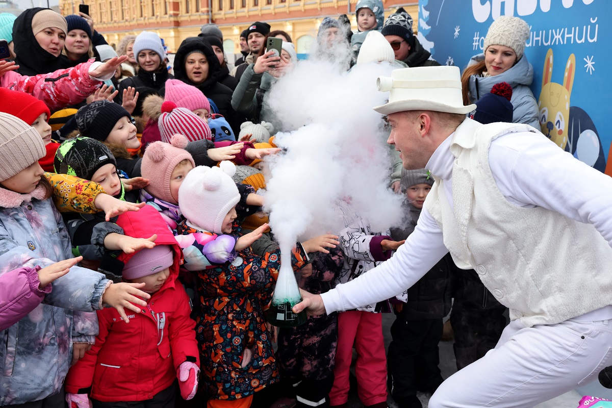 Александр Воложанин